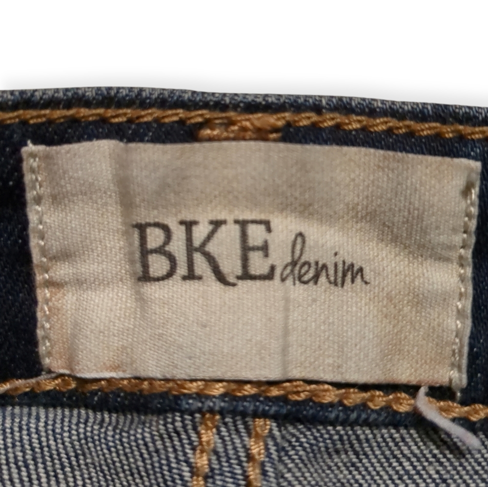 BKE Women's Blue Denim Shorts - Picture 6 of 7